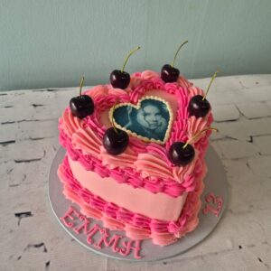 Vintage Cake 12