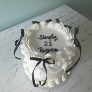 Vintage Cake 4